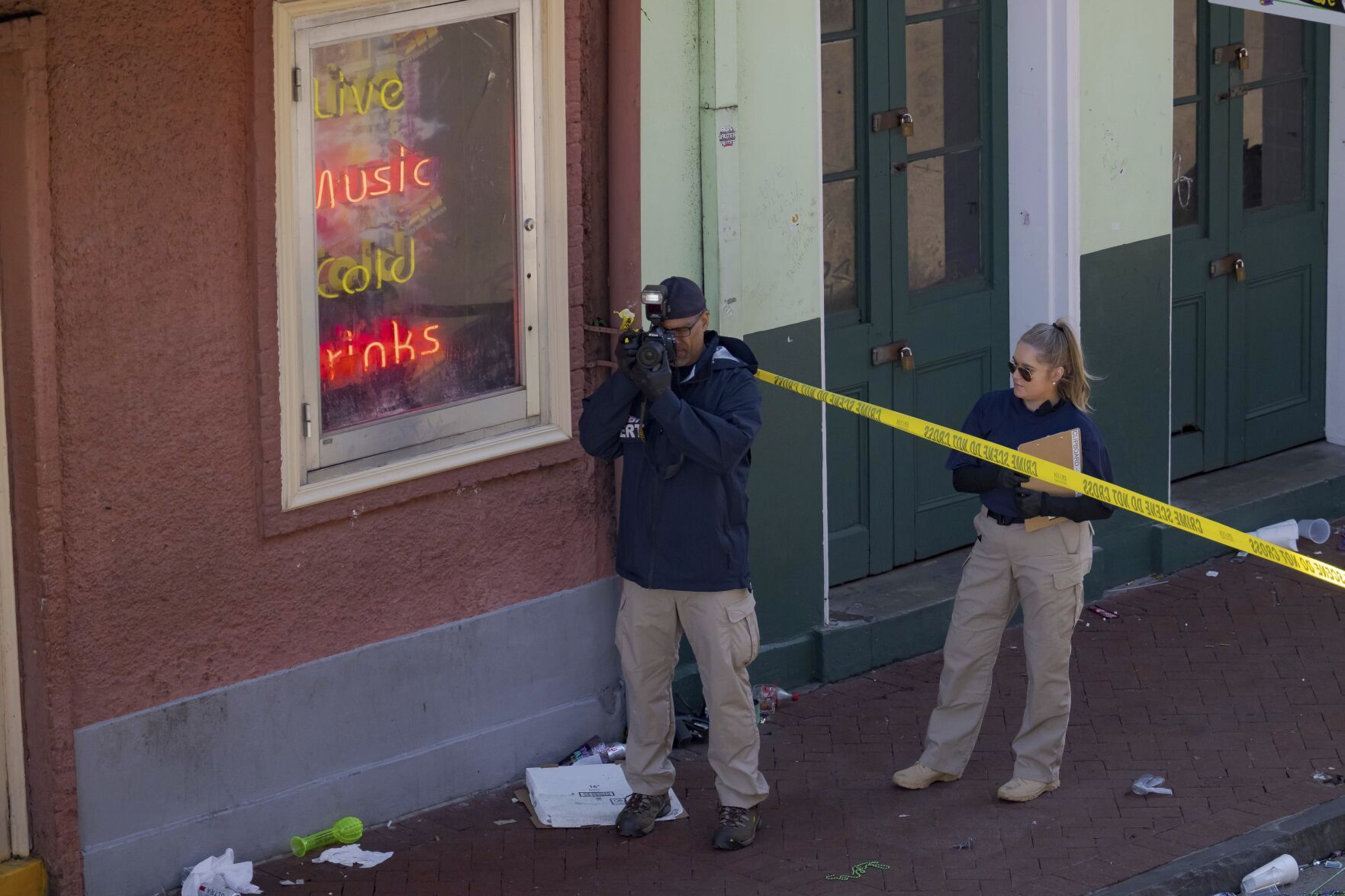 APTOPIX New Orleans Car Into Crowd
